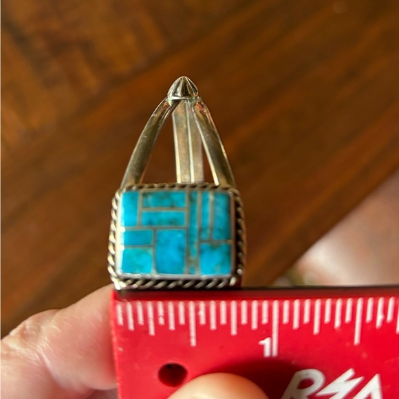 L. Granado turquoise cuff bracelet - Picture 6 of 6